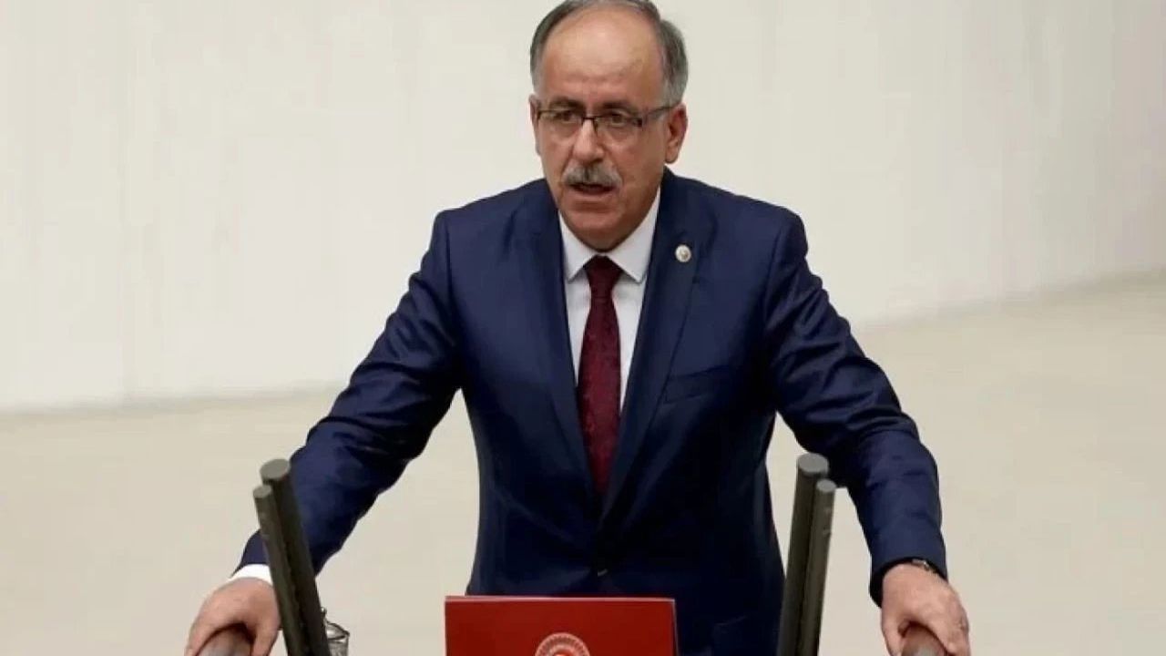 Bağ-Kur 7200, Ev Hanımlarına Emeklilik, 3600 Ek Gösterge, Kadro ve Refah Payı! MHP Tüm Detayları Açıkladı