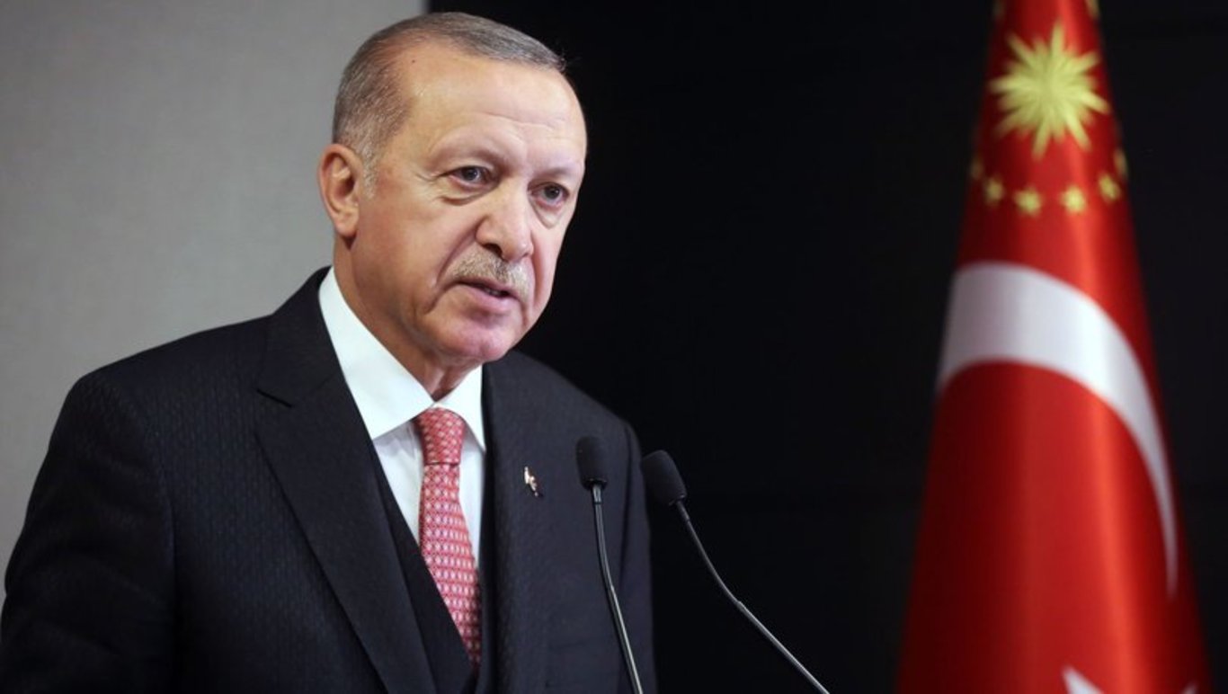 FLAŞ HABER! 50 Yaş Altı Ev Hanımlarına Müjde Geliyor: Yeni Düzenlemeyle Erken Emeklilik Kapısı Aralanıyor!